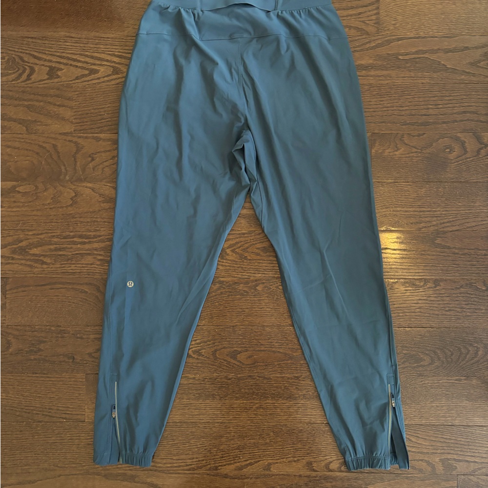 Lululemon Men’s Surge Jogger Medium